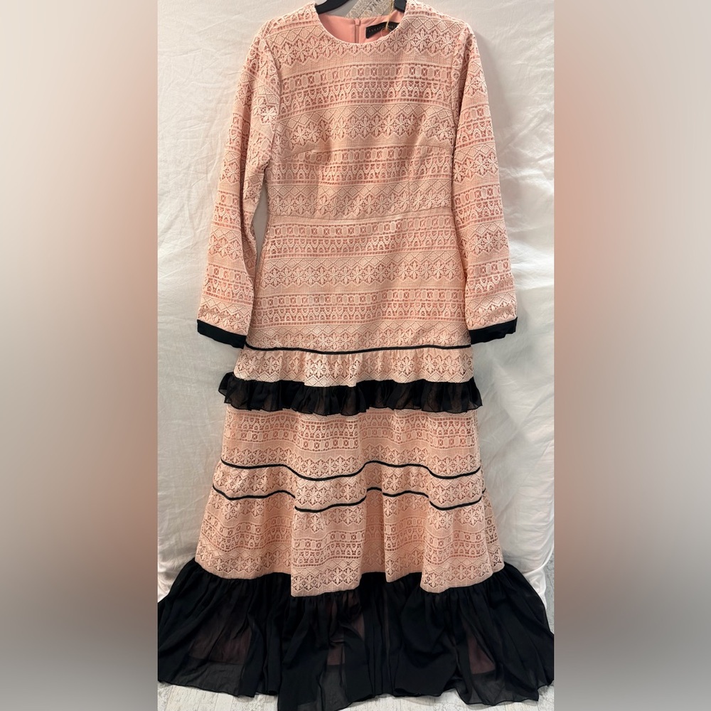 Annah Hariri Long Sleeve Pink Lace Maxi Dress with Black Trim Size (8), New